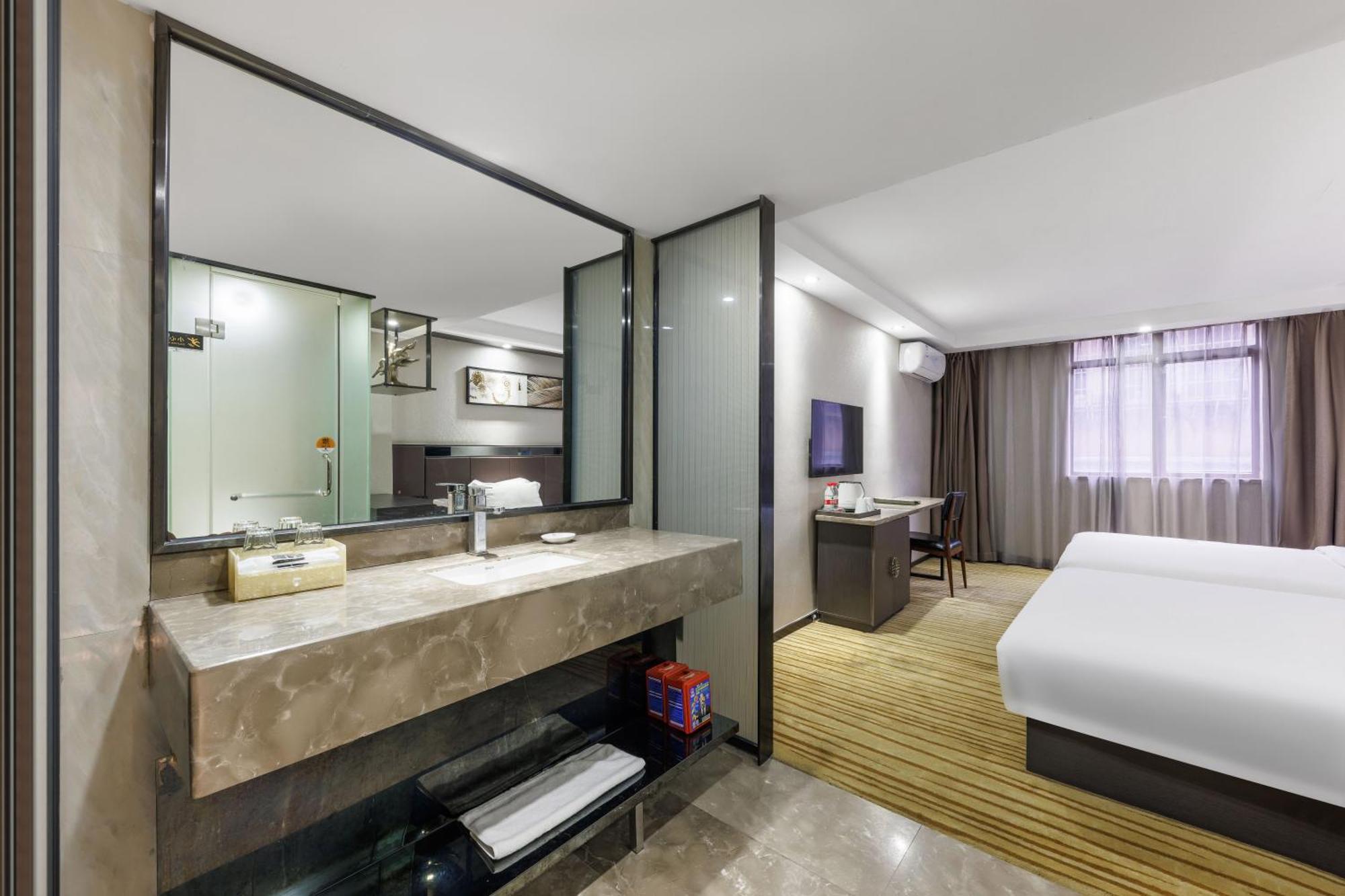 Fuhao Hotel Гуанджоу Екстериор снимка